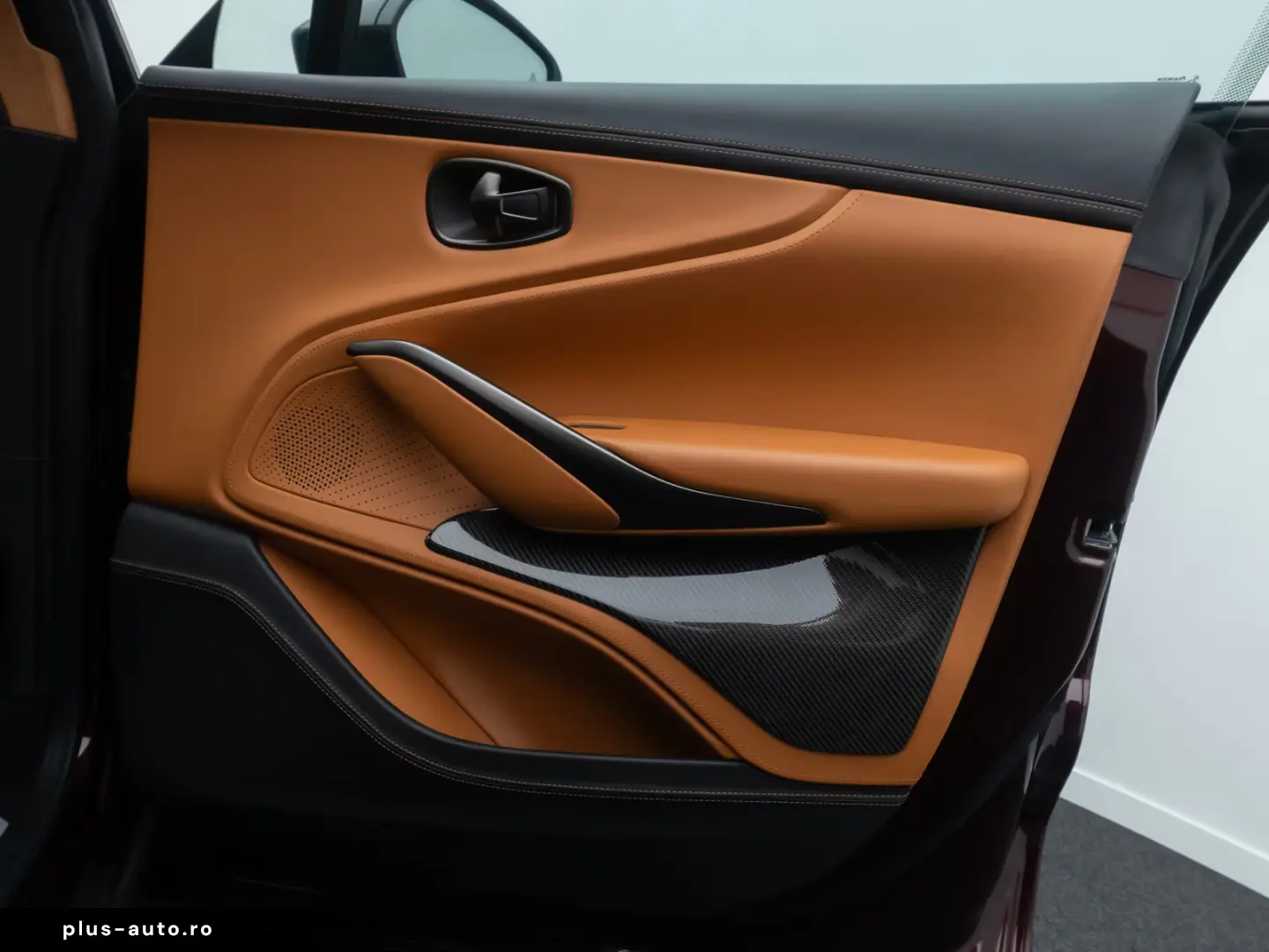 Aston Martin DBX 4.0 V8 ACC 360  Bi-LED Elegance