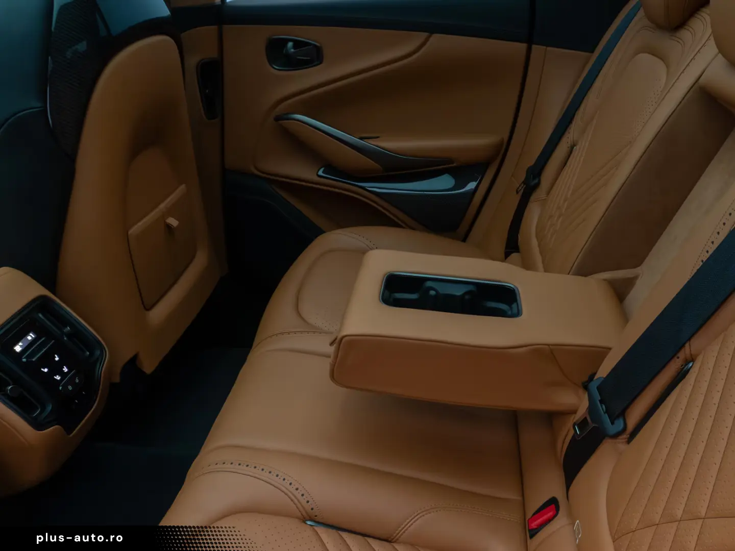 Aston Martin DBX 4.0 V8 ACC 360  Bi-LED Elegance