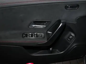 MERCEDES-BENZ CLA 200 Coupé AMG 19 ZOLL MULTIBEAM NI&hellip;