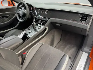 BENTLEY Continental GT SPEED V8 HYBRID First Edition