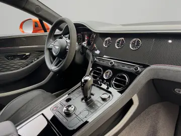 BENTLEY Continental GT SPEED V8 HYBRID First Edition