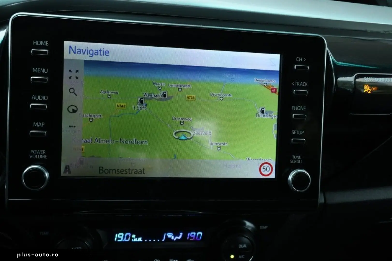 TOYOTA Hilux 2.4 D-4D X-TRA CAB COMFORT 4WD VAN