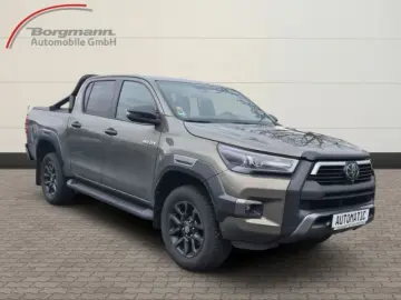 TOYOTA Hilux Double Cab Invincible 4x4 2.8 D-4D EU6d  L