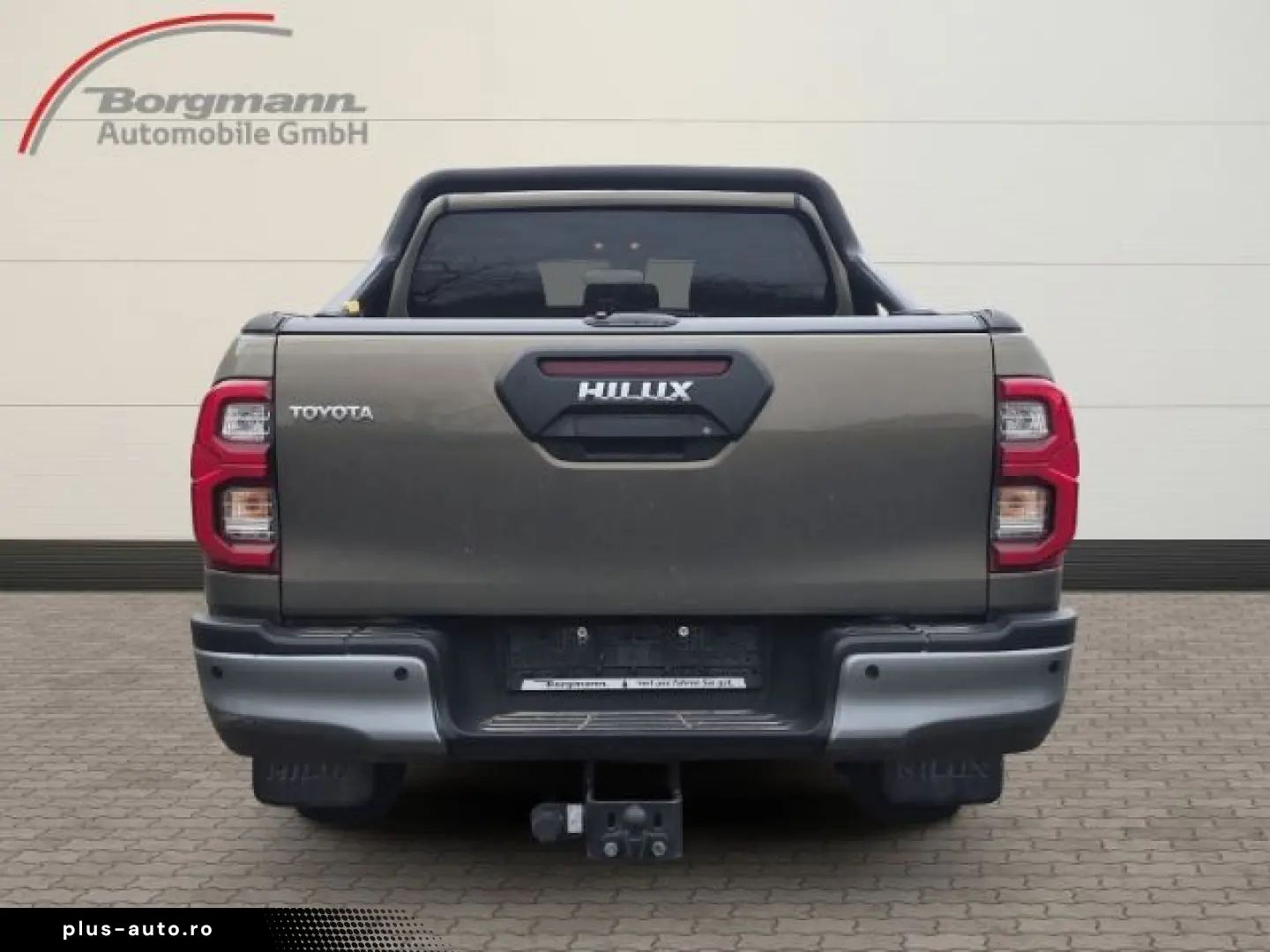 TOYOTA Hilux Double Cab Invincible 4x4 2.8 D-4D EU6d  L