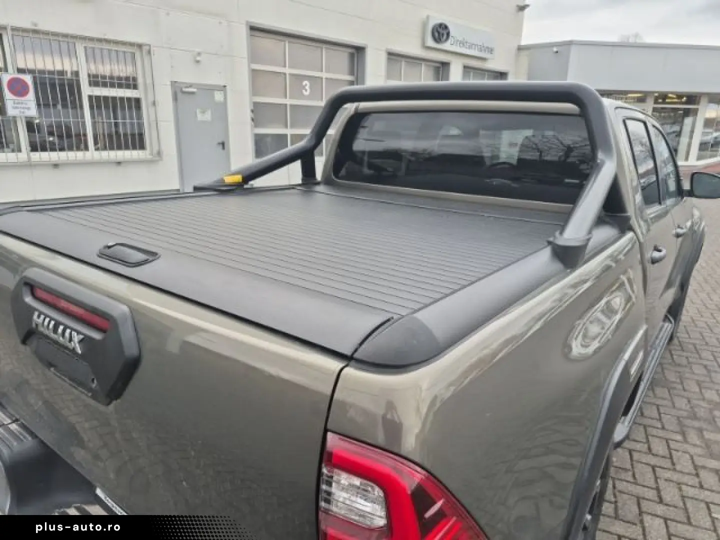 TOYOTA Hilux Double Cab Invincible 4x4 2.8 D-4D EU6d  L