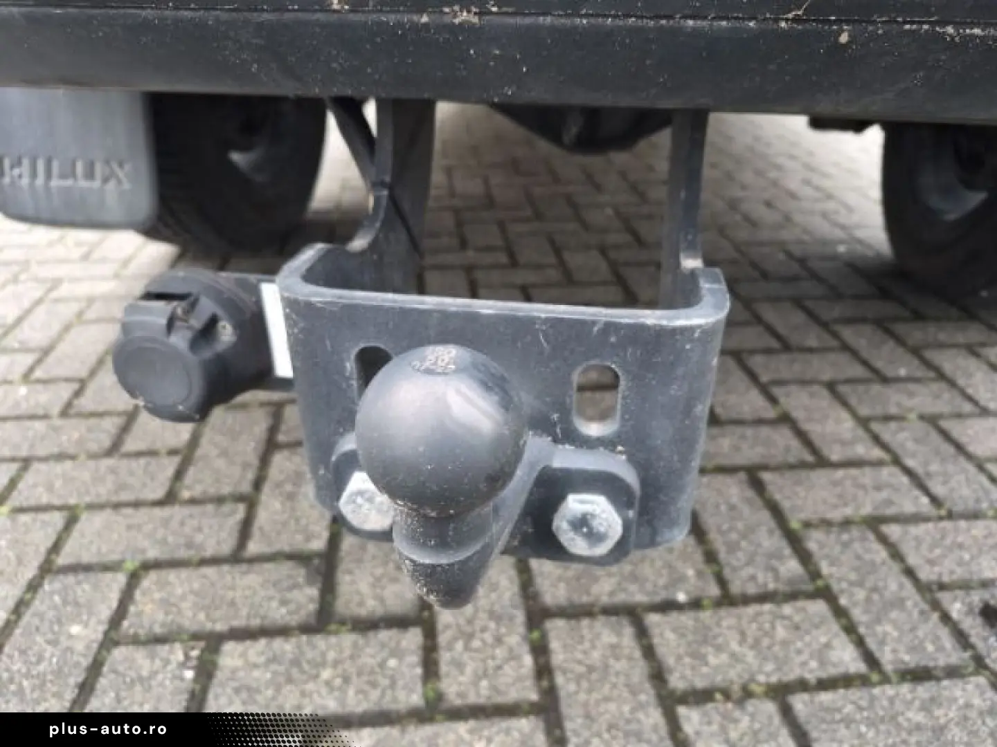 TOYOTA Hilux Double Cab Invincible 4x4 2.8 D-4D EU6d  L