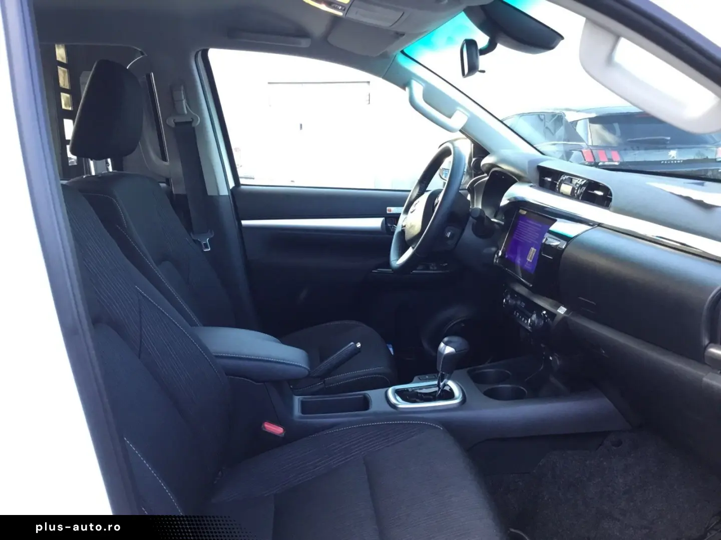 TOYOTA Hilux Double Cab 2 4 D-4D Comfort 4x4