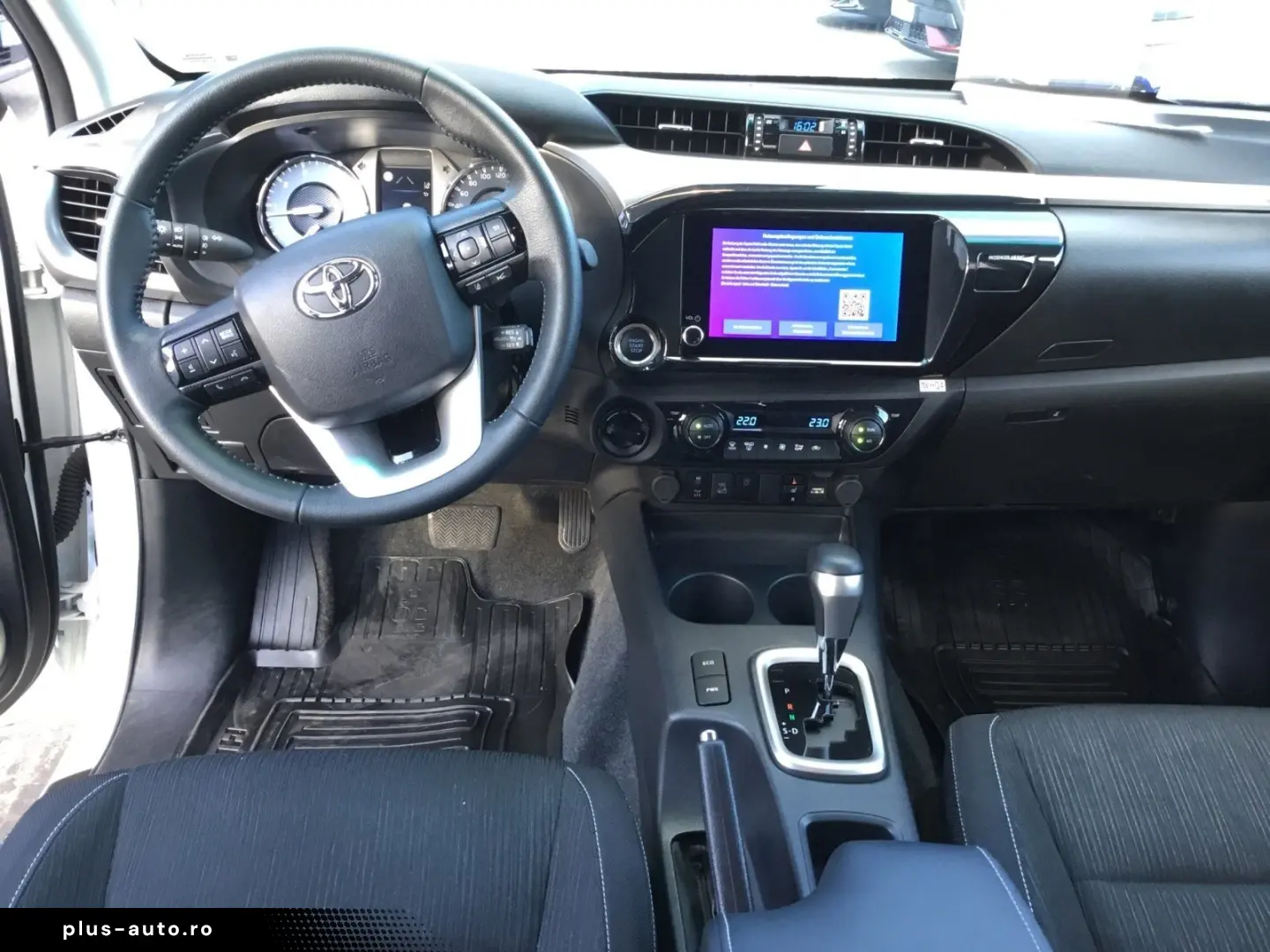 TOYOTA Hilux Double Cab 2 4 D-4D Comfort 4x4