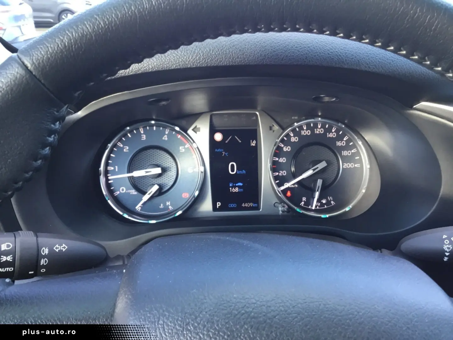 TOYOTA Hilux Double Cab 2 4 D-4D Comfort 4x4