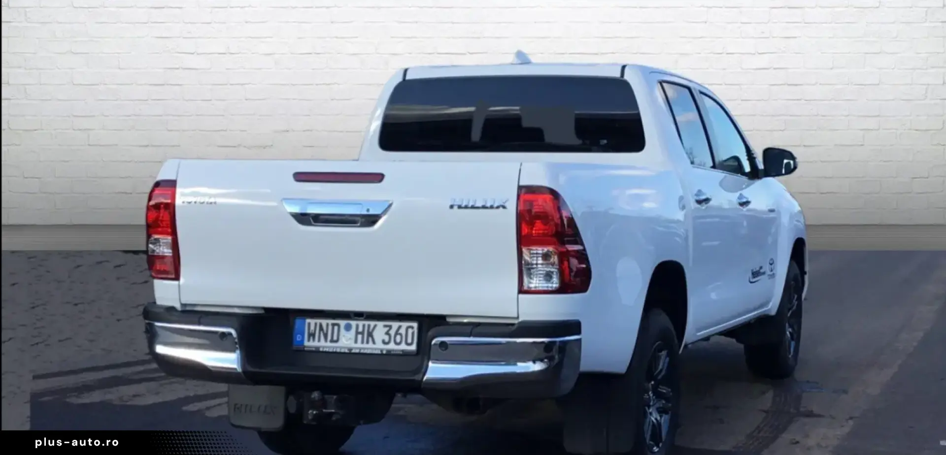 TOYOTA Hilux Double Cab 2 4 D-4D Comfort 4x4