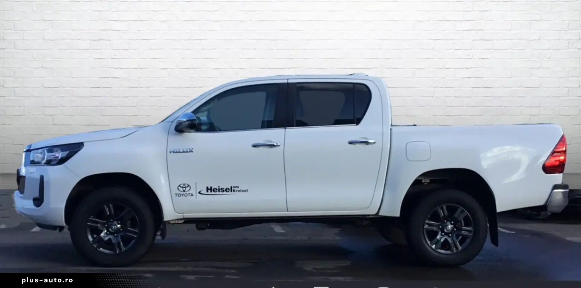 TOYOTA Hilux Double Cab 2 4 D-4D Comfort 4x4