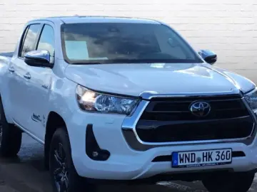 TOYOTA Hilux Double Cab 2 4 D-4D Comfort 4x4