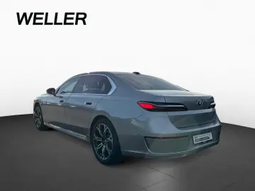 BMW 740d xDr HUD St Go 360  AHK Iconic Stdhz