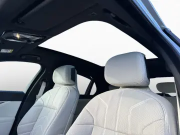 BMW 740d xDr HUD St Go 360  AHK Iconic Stdhz