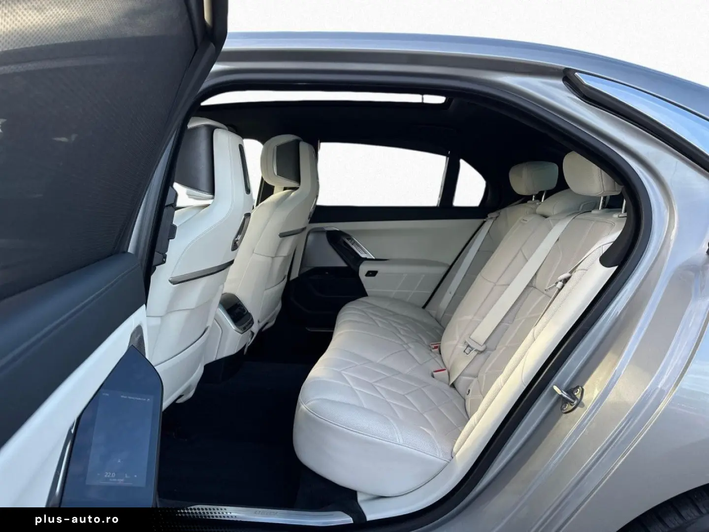 BMW 740d xDr HUD St Go 360  AHK Iconic Stdhz