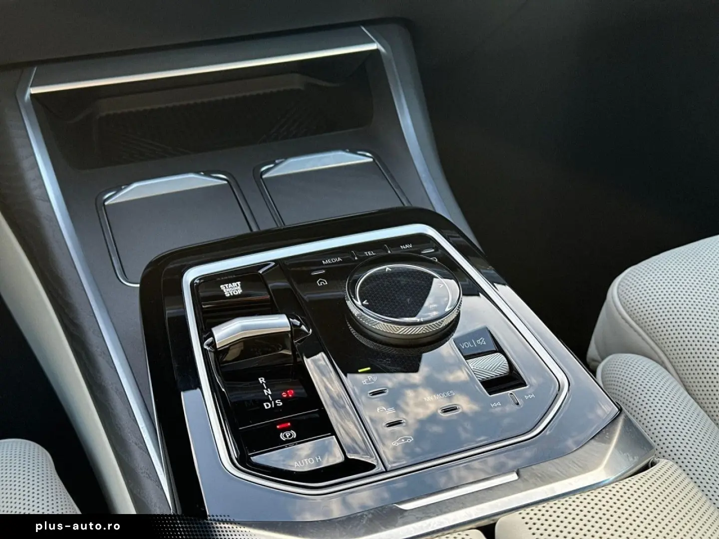 BMW 740d xDr HUD St Go 360  AHK Iconic Stdhz