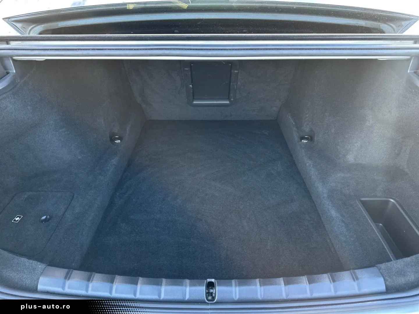 BMW 740d xDr HUD St Go 360  AHK Iconic Stdhz