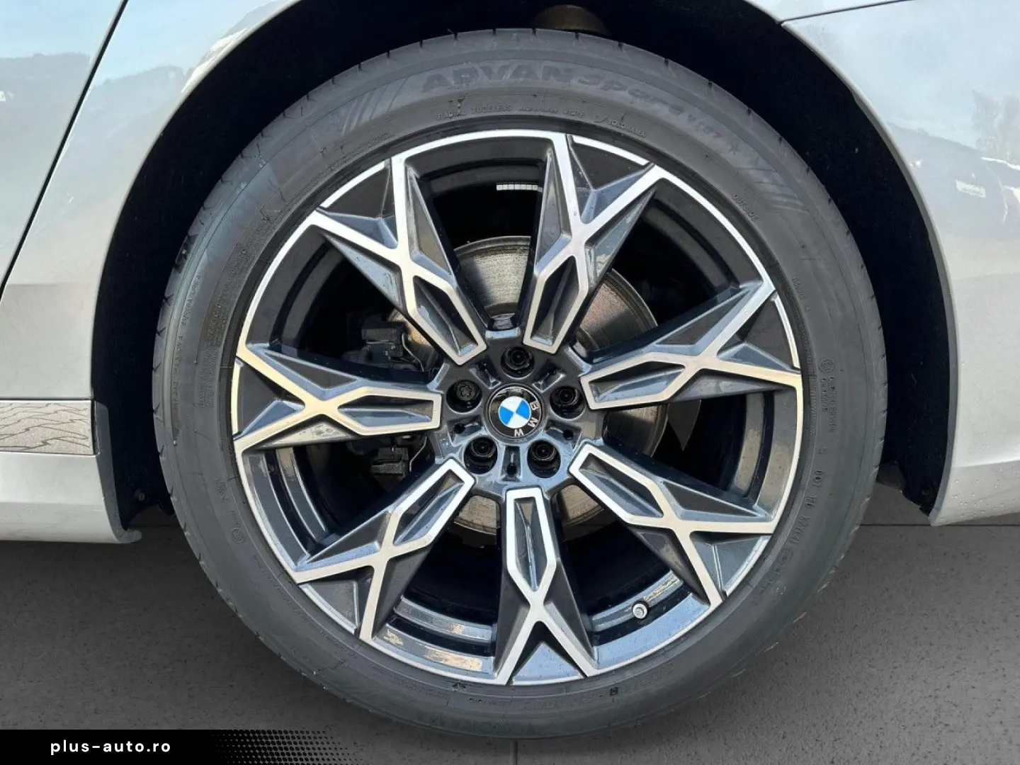 BMW 740d xDr HUD St Go 360  AHK Iconic Stdhz