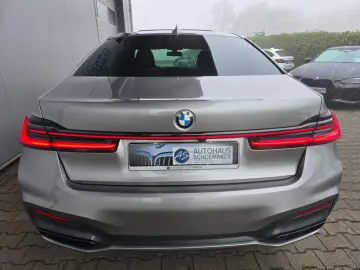 BMW 730d xDrive M Sport NAPPA 20``SHD St.Hzg.360 HUD