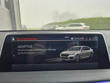 BMW 730d xDrive M Sport NAPPA 20``SHD St.Hzg.360 HUD