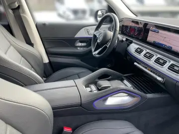 MERCEDES-BENZ GLE 300 d 4M AMG