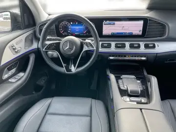 MERCEDES-BENZ GLE 300 d 4M AMG