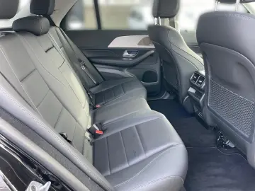 MERCEDES-BENZ GLE 300 d 4M AMG