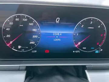 MERCEDES-BENZ GLE 300 d 4M AMG