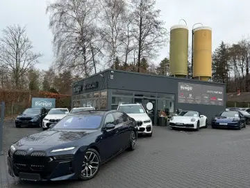 BMW 750 e xDrive DVD im fond - M Sportpaket