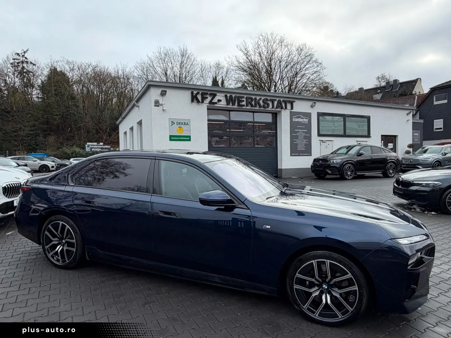 BMW 750 e xDrive DVD im fond - M Sportpaket