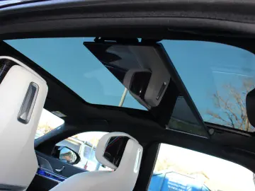 BMW 740 d xDrive M Sport  TV Spate Interior Bej