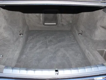 BMW 740 d xDrive M Sport  TV Spate Interior Bej