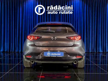 MAZDA 3 SKYACTIV X HYBRID 2.0i 186CP 2021