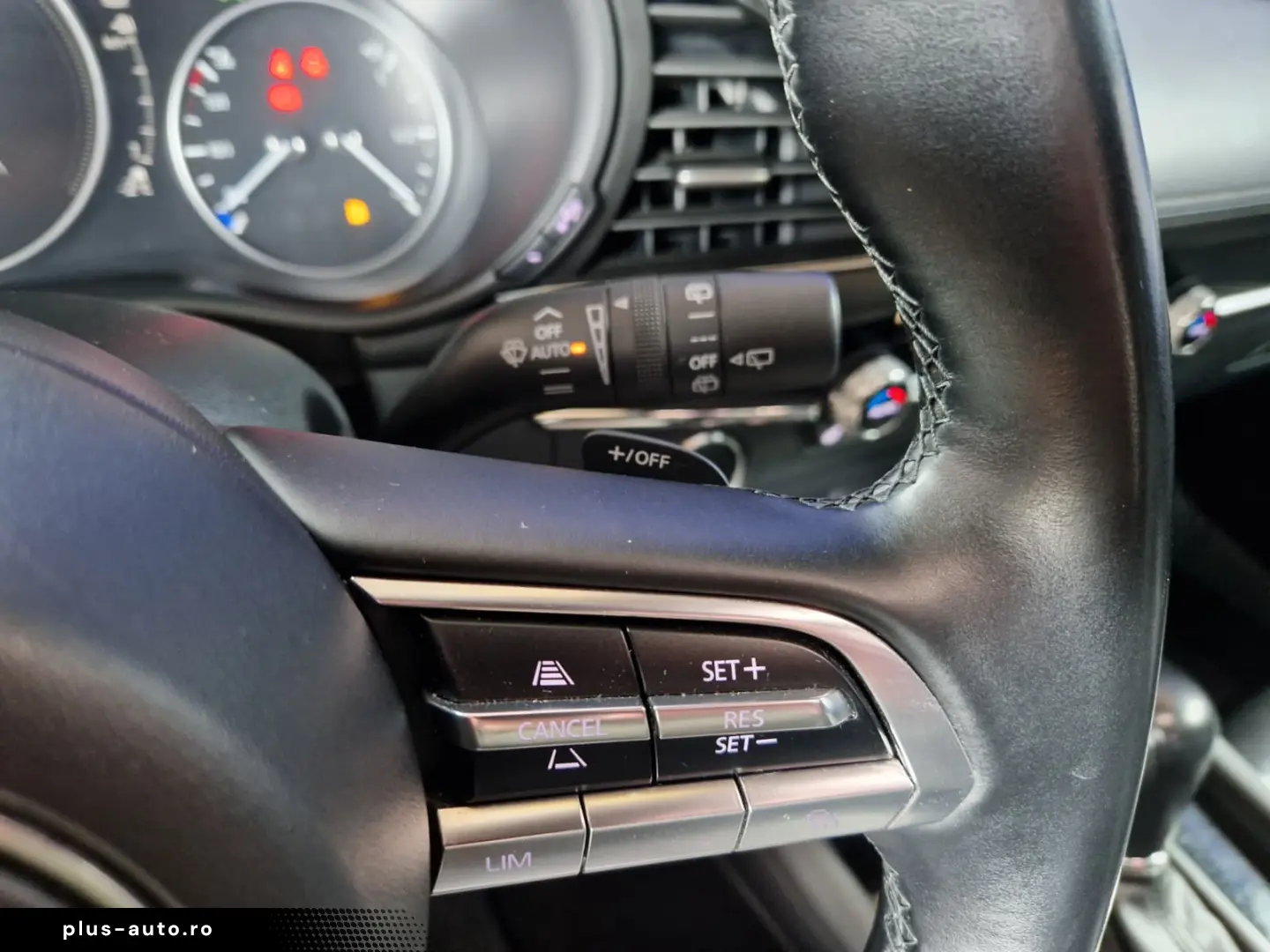 MAZDA 3 SKYACTIV X HYBRID 2.0i 186CP 2021