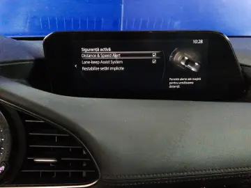 MAZDA 3 SKYACTIV X HYBRID 2.0i 186CP 2021