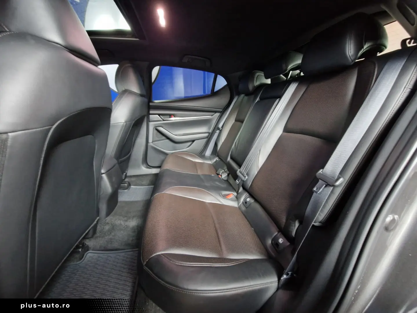 MAZDA 3 SKYACTIV X HYBRID 2.0i 186CP 2021