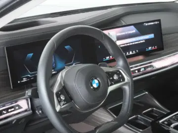 BMW 740 d xDrive Design Pure Excellence