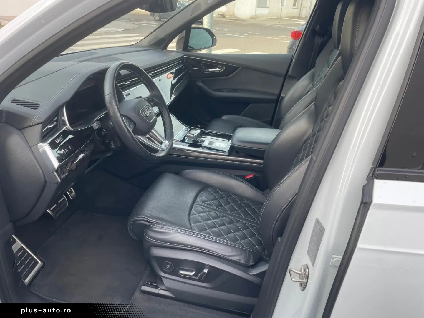 AUDI SQ7 4.0TFSI quattro Compet. plus 7 Sitzer Voll