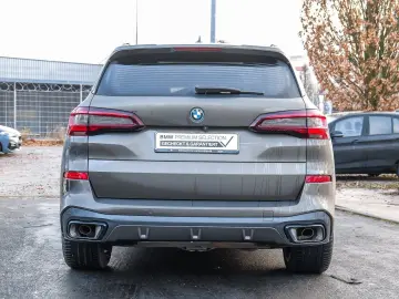 BMW X5 xDrive45e M Sport HUD PANO AHK NAVI LED DAB
