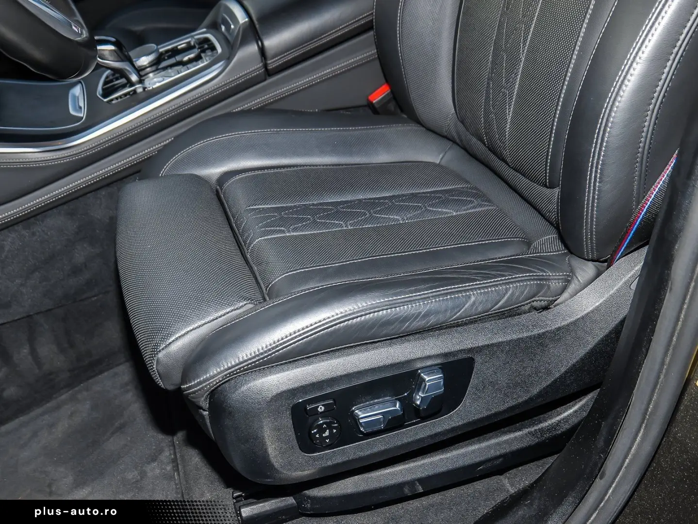 BMW X5 xDrive45e M Sport HUD PANO AHK NAVI LED DAB