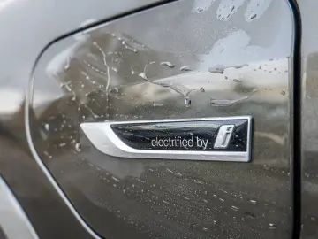 BMW X5 xDrive45e M Sport HUD PANO AHK NAVI LED DAB