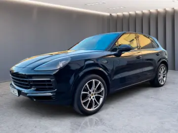 PORSCHE Cayenne 1.Hand   LED  21    Leder  Kamera   AHK