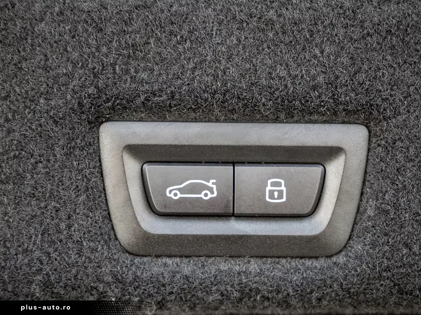 BMW 740 d xDrive TV   UȘI AUTOMATE