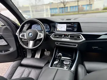 BMW X5 45e M-Sport Pro Laser B&W AIR Panorama AHK