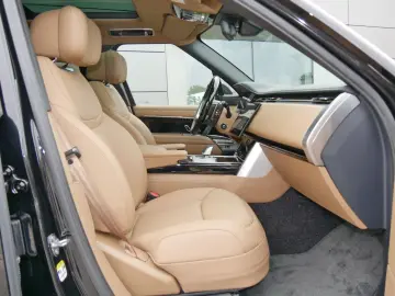 LAND ROVER Range Rover 4.4 P530 Autobiography