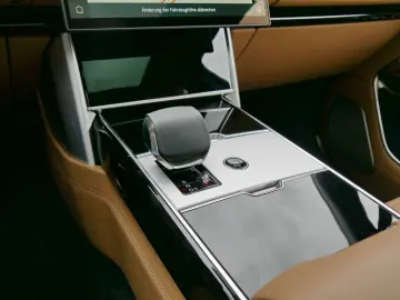 LAND ROVER Range Rover 4.4 P530 Autobiography