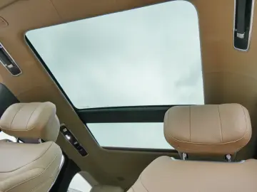 LAND ROVER Range Rover 4.4 P530 Autobiography