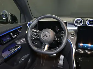 MERCEDES-BENZ GLC 400 e 4M Coupé AMG Night SpurW W-Paket PDC