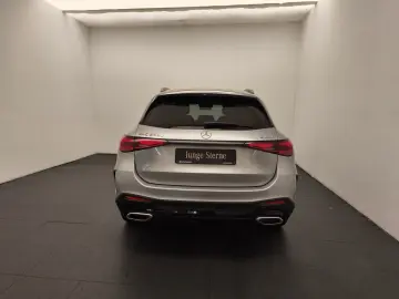 MERCEDES-BENZ GLC 300e 4M AMG Premium AHK Night 20