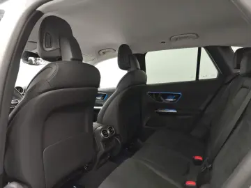 MERCEDES-BENZ GLC 300e 4M AMG Premium AHK Night 20